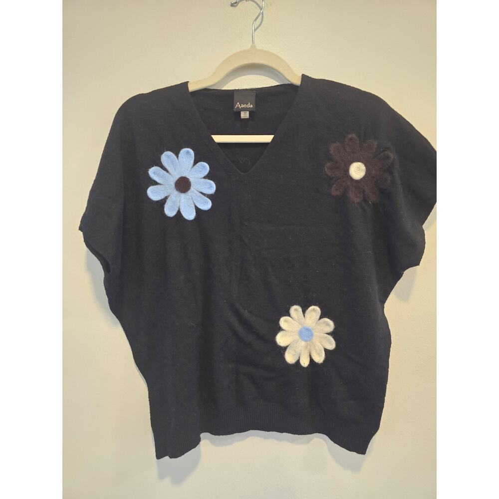 Aaeda Beautiful Multicolored Flower Boho Sweater Top Size M Preloved